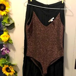 Gaze body suit and black flare pants small